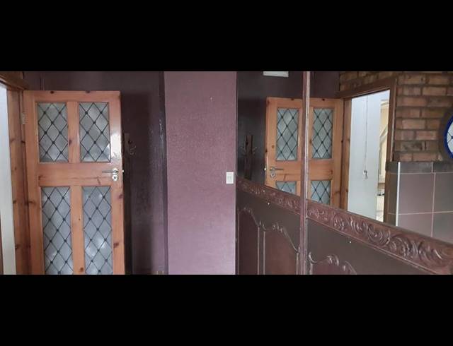 3 BEDROOM HOUSE FOR SALE IN KENSINGTON